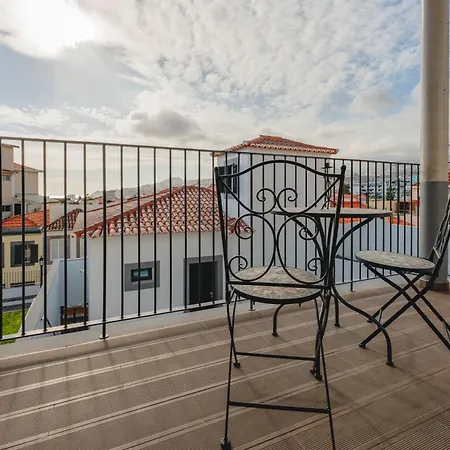 Flh A Quinta Do Conde Yellow Balcony Flats Apartment