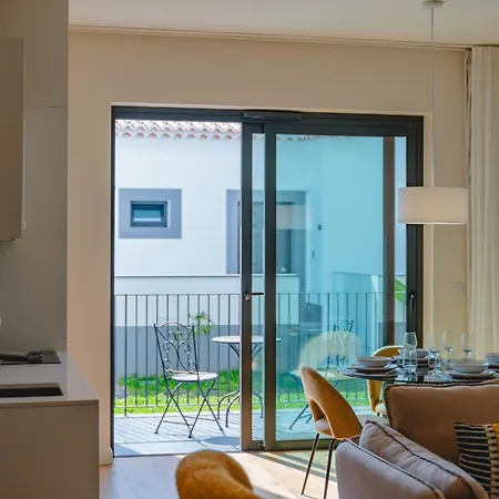 Flh A Quinta Do Conde Yellow Balcony Flats *