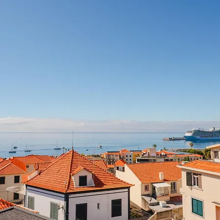 Flh A Quinta Do Conde Yellow Balcony Flats Apartment