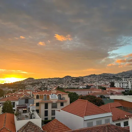 Flh A Quinta Do Conde Yellow Balcony Flats *