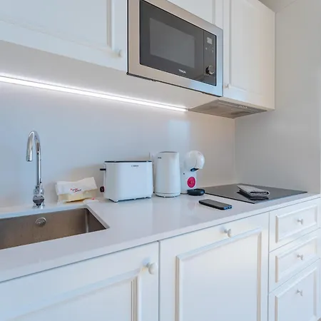 Flh A Quinta Do Conde Yellow Balcony Flats فونشال