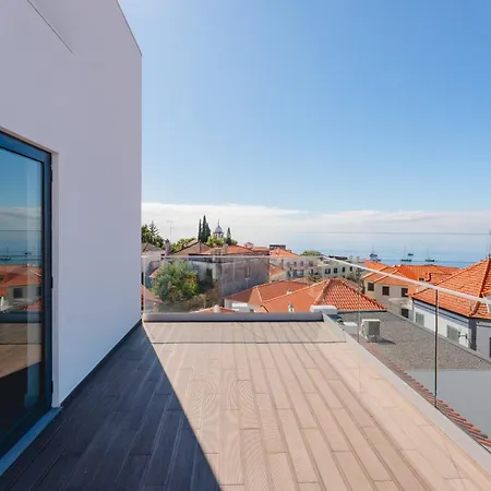 Flh A Quinta Do Conde Yellow Balcony Flats * فونشال