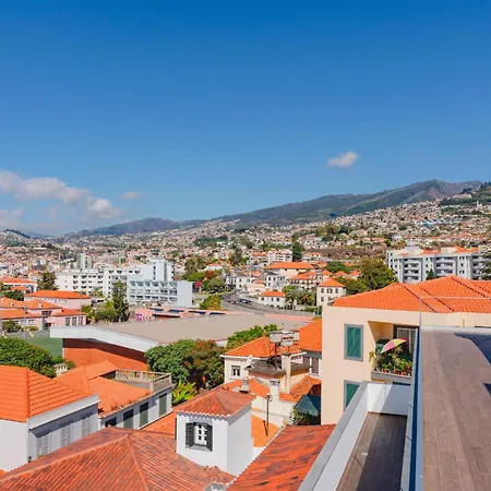 Flh A Quinta Do Conde Yellow Balcony Flats * فونشال